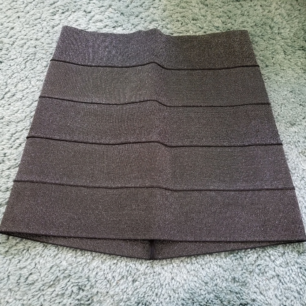 Like New Emerson Thorp Futuristic Shimmering Rubber Skirt Size Small